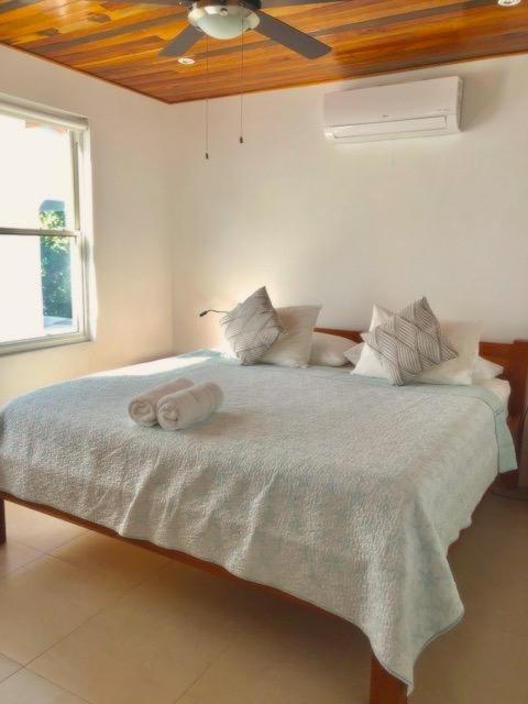 Velento Partial Ocean View #8 Villa Caye Caulker Exterior photo